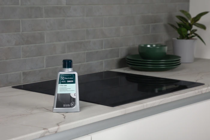 Electrolux M3HCC300 Vitro Care - Hob Cleaner (Recommended by Electrolux, AEG, Zanussi) 300 ml 11. kép