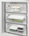 Whirlpool WHK2 5292 B4E beépíthető alulfagyasztós hűtőszekrény 6. kép