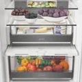 Whirlpool WHK2 5293 B5E2 beépíthető alulfagyasztós hűtőszekrény 11. kép