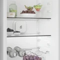 Whirlpool WHK2 5322 B4E beépíthető alulfagyasztós hűtőszekrény 5. kép