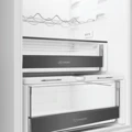 Whirlpool WHK2 5324 B6E beépíthető alulfagyasztós hűtőszekrény 12. kép