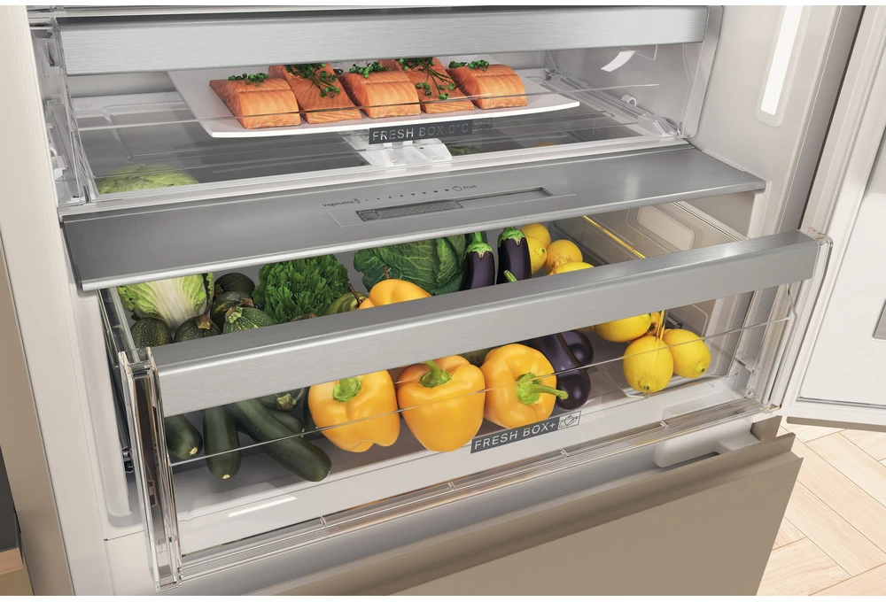 Whirlpool SP40 812 EU 2 beépíthető alulfagyasztós hűtőszekrény 7. kép