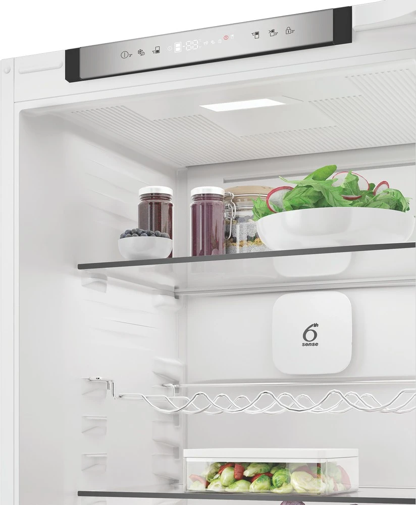 Whirlpool WHK2 5294 B6E beépíthető alulfagyasztós hűtőszekrény 7. kép
