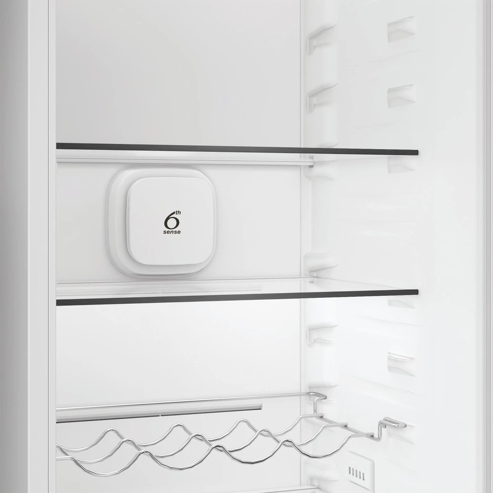 Whirlpool WHK2 5322 B4E beépíthető alulfagyasztós hűtőszekrény 14. kép