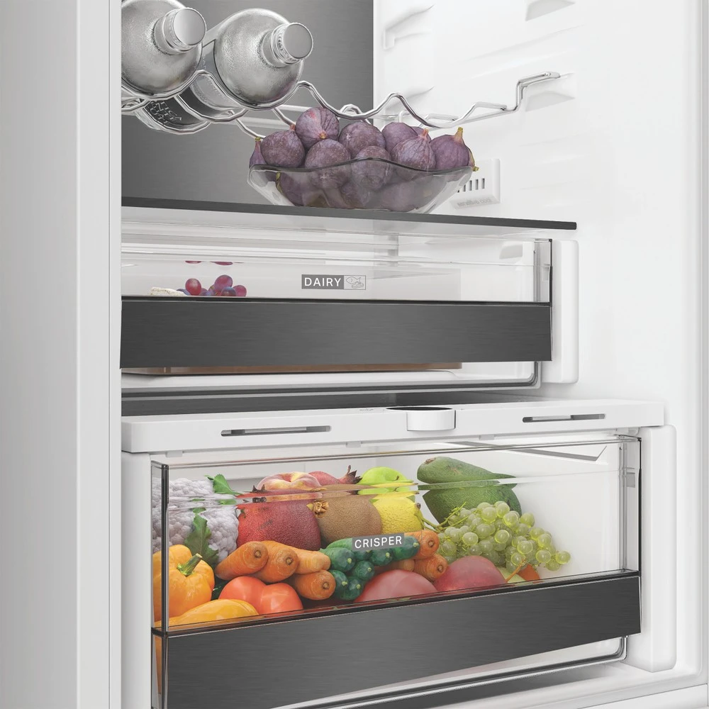 Whirlpool WHK2 5323 B5E1 beépíthető alulfagyasztós hűtőszekrény 9. kép